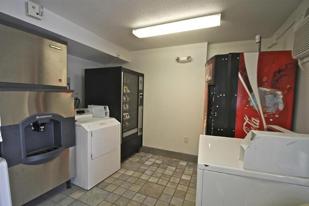 Motel 6-Nashua, Nh שירותים תמונה